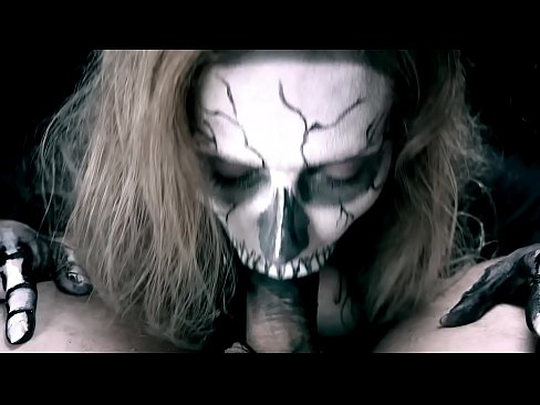 ❤️ Demonityttö imi munaa mustalla suullaan ja nielaisi spermaa. ❤️ Vittu video at porn fi.mysexgamer.ru ❤